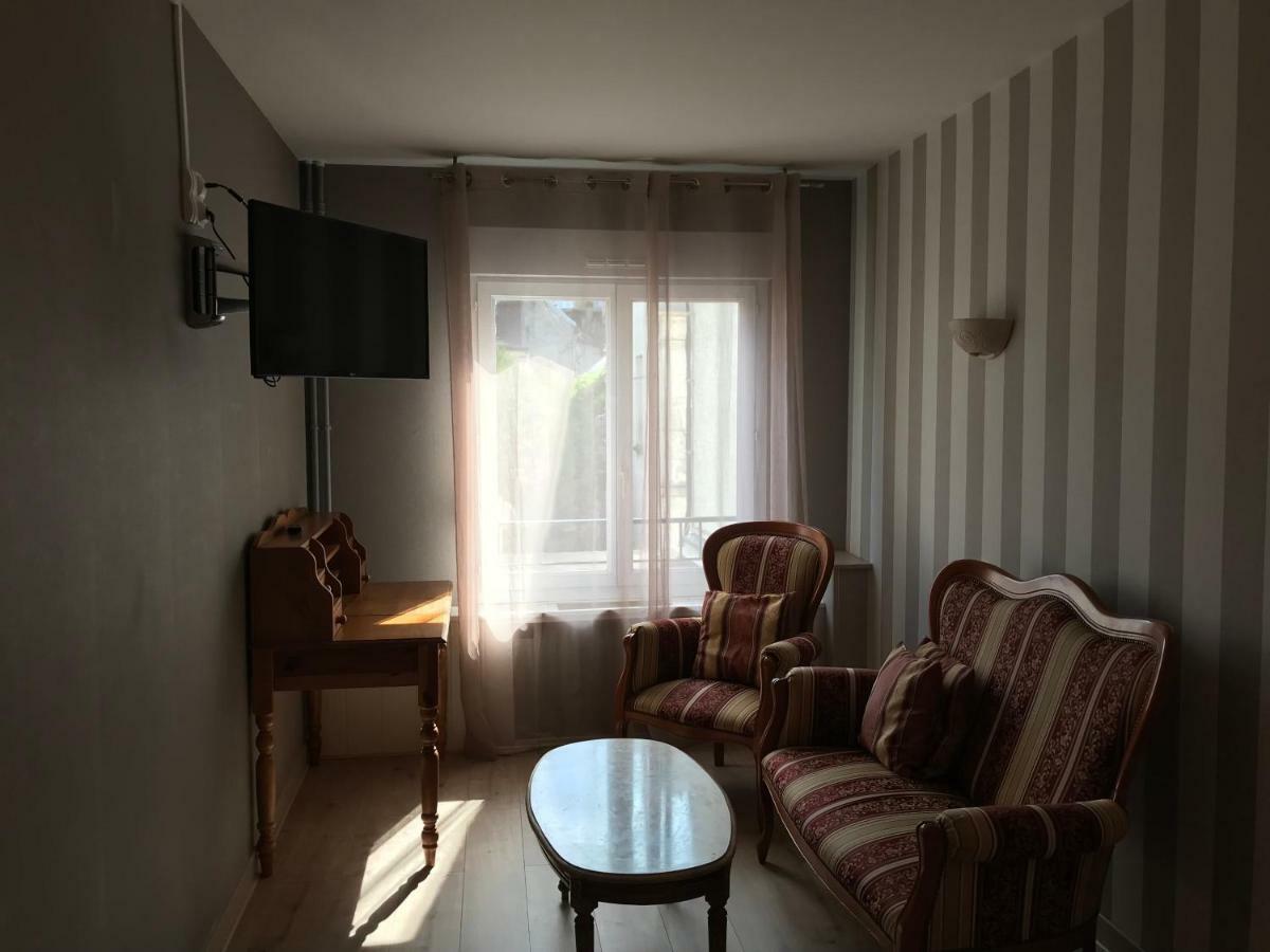 Hotel Du Centre - Restaurant Le P'Tit Gourmet Tonnerre Kültér fotó