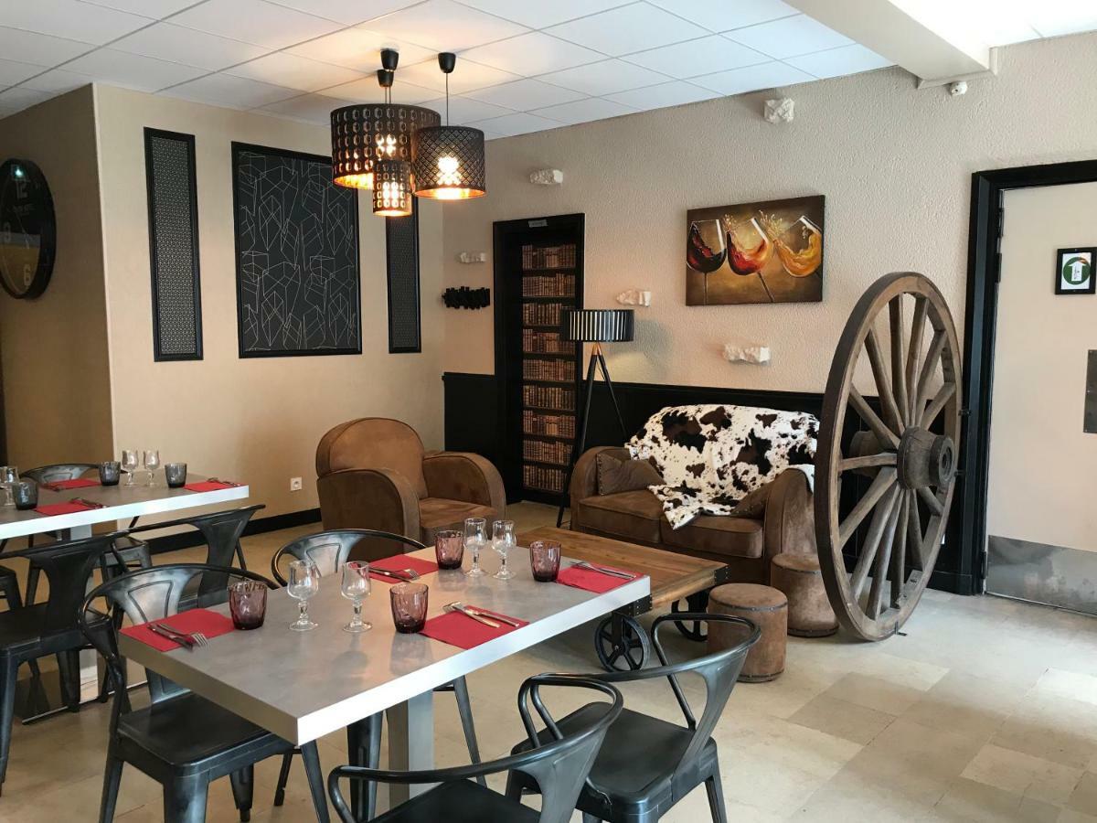 Hotel Du Centre - Restaurant Le P'Tit Gourmet Tonnerre Kültér fotó